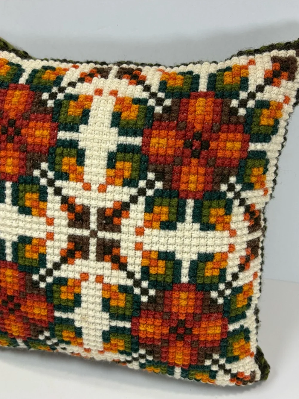 Vtg 60s 70s Completed Bargello Needlepoint Accent Pillow Orange Floral Groovy